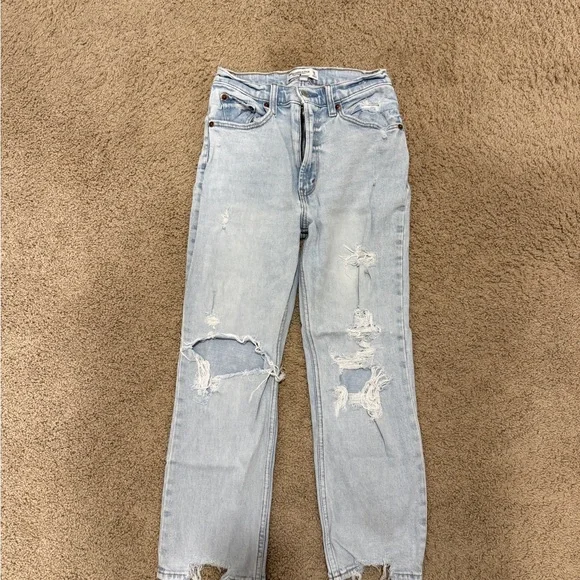 Abercrombie & Fitch Ultra High Rise Ankle Straight Jeans - Picture 2 of 4